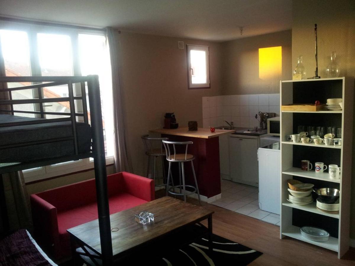 Studio Near Paris Metro Robespierre Баньоле Экстерьер фото